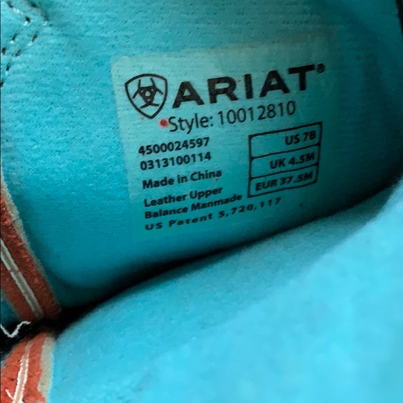 Orange detailed Ariat boots - Picture 4 of 4